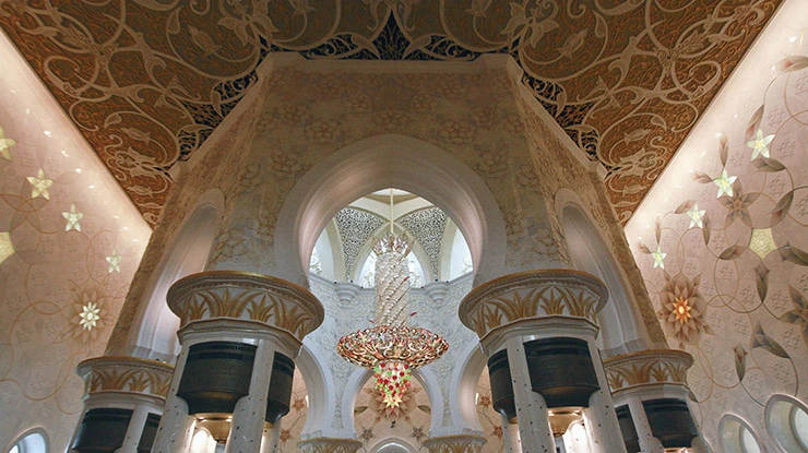Inside the Sheikh Zayed Grand Mosque, where students with a major in Arabic may visit on education abroad.